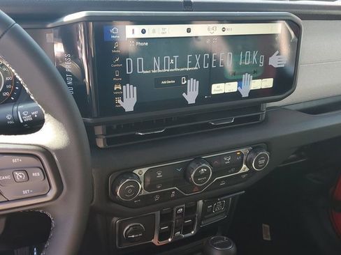 New 2026 Jeep Gladiator Sport image 23