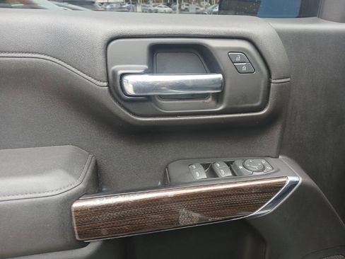 Certified 2019 Chevrolet Silverado 1500 RST w/ All-Star Edition AWD/4WD image 11