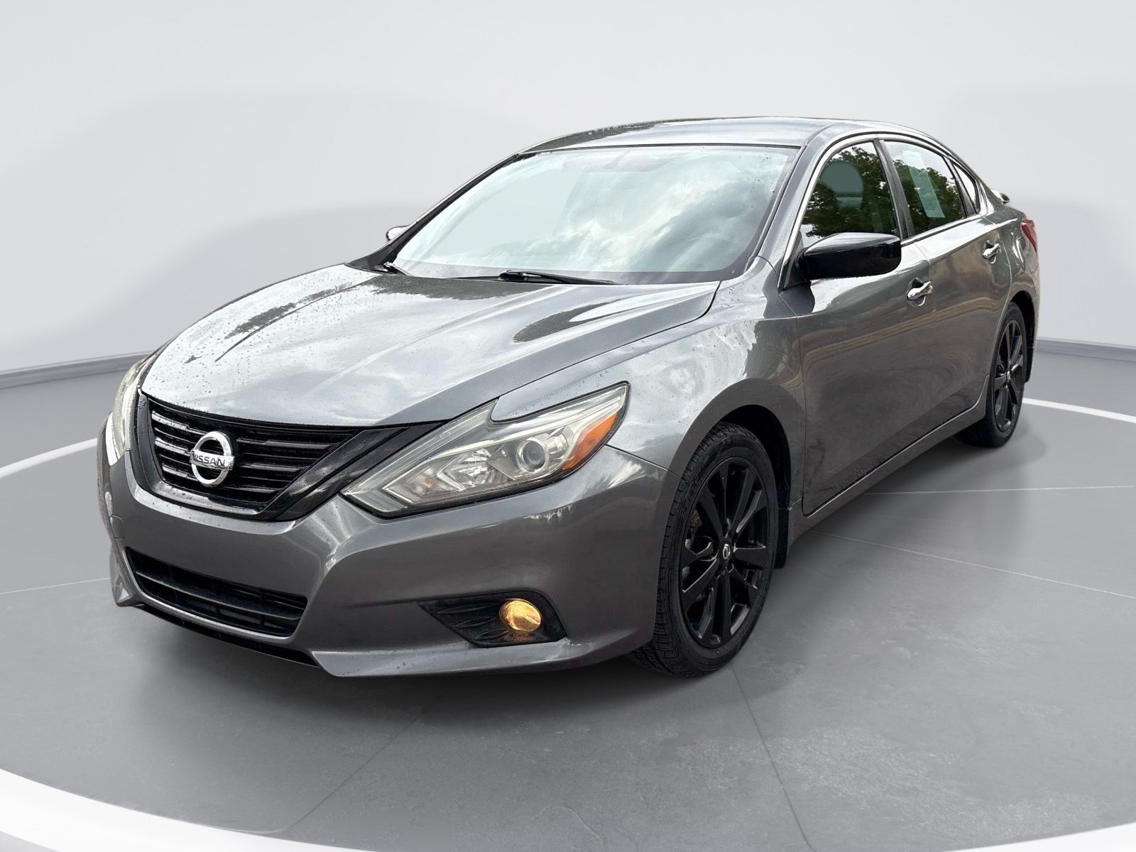 Used 2018 Nissan Altima 2.5 SR w/ SR Midnight Edition FWD image 3