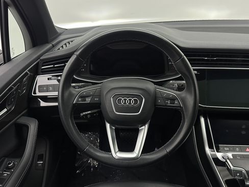 Used 2025 Audi Q7 3.0T Premium Plus AWD/4WD image 31