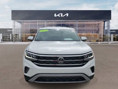Used 2023 Volkswagen Atlas SE image 2