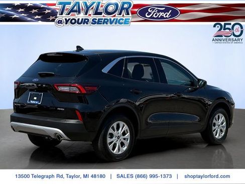 Used 2024 Ford Escape Active AWD/4WD image 4