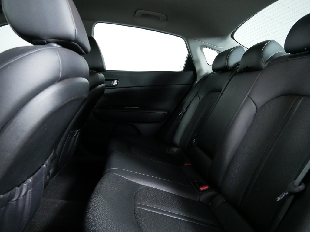 Used 2017 Kia Optima EX FWD image 16