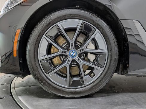 Used 2023 BMW i4 eDrive40 w/ Premium Package image 12