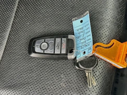 Used 2021 Ford F150 Lariat w/ Equipment Group 502A High AWD/4WD image 37