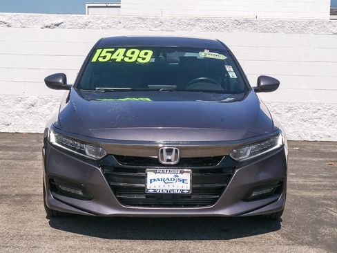 Used 2018 Honda Accord Sport image 2