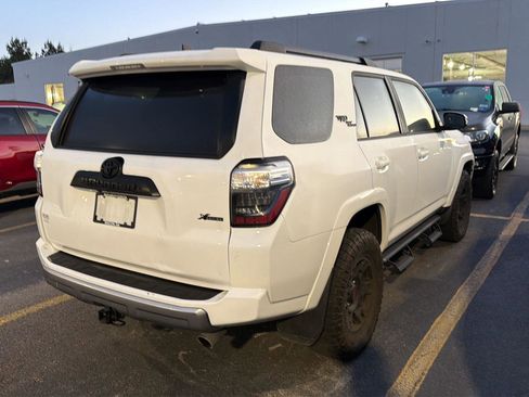 Certified 2024 Toyota 4Runner TRD Off-Road Premium w/ Moonroof Package AWD/4WD image 7