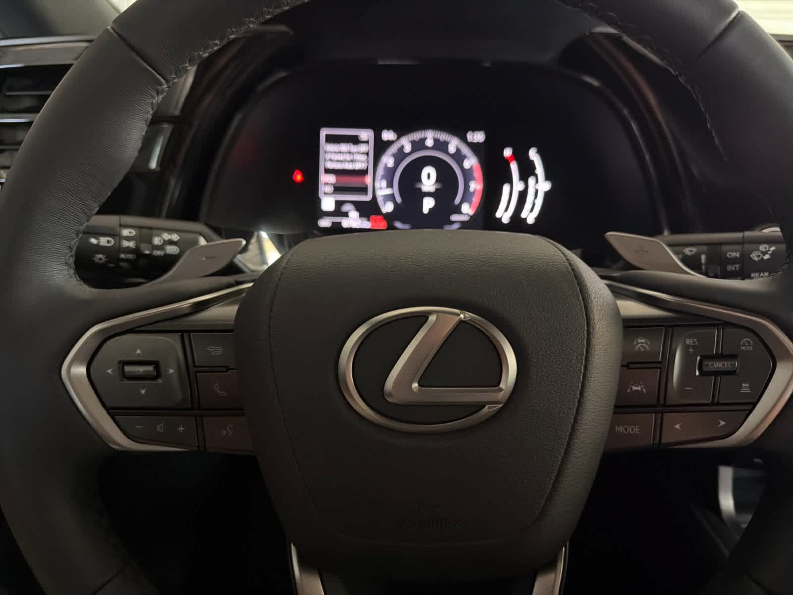 Used 2024 Lexus RX 350 FWD w/ Technology Package image 24