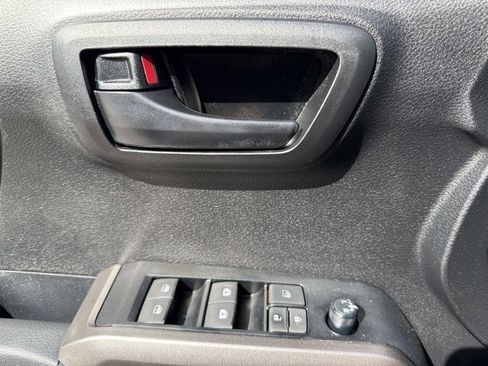 Certified 2023 Toyota Tacoma SR5 image 8