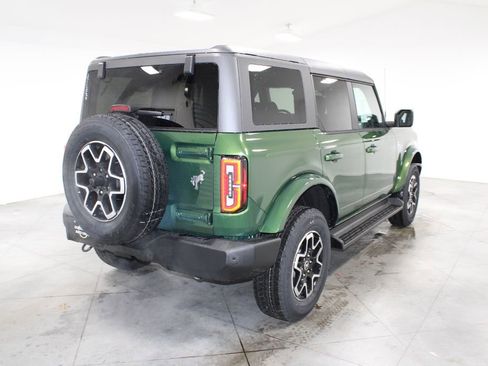 New 2025 Ford Bronco Outer Banks image 8