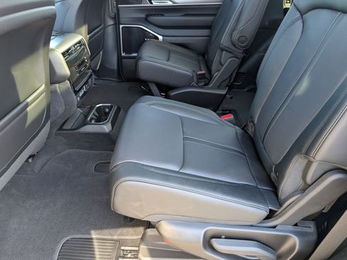 New 2026 Jeep Grand Wagoneer Limited w/ Premium Group II AWD/4WD image 7
