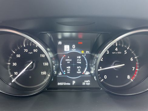 Used 2019 Land Rover Discovery Sport HSE image 24