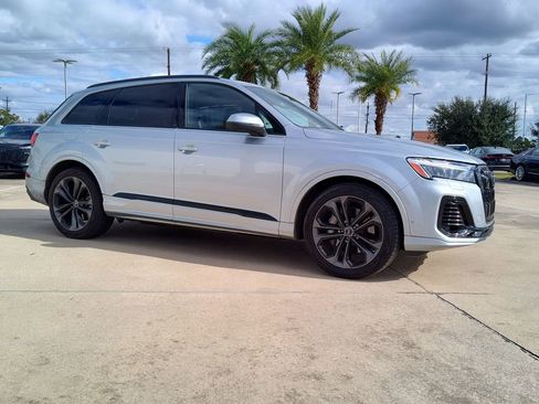 Used 2025 Audi Q7 3.0T Premium Plus w/ Premium Plus Package AWD/4WD image 14