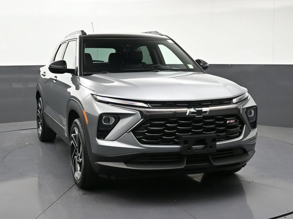 Used 2025 Chevrolet TrailBlazer RS w/ Driver Confidence Package AWD/4WD image 7