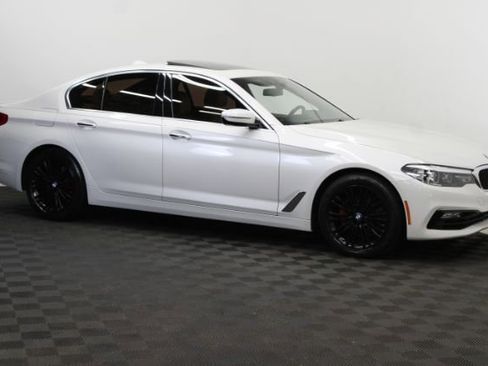 Used 2018 BMW 540i xDrive w/ Premium Package AWD/4WD image 4
