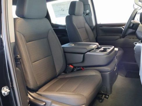 New 2026 GMC Sierra 1500 SLE image 19