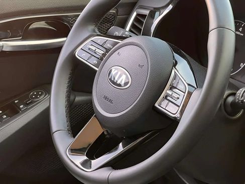 Used 2021 Kia Seltos EX AWD/4WD image 30