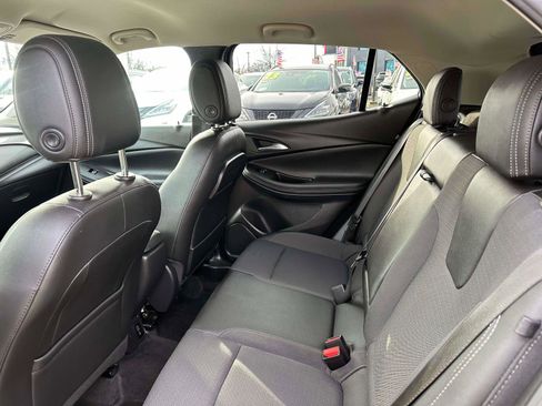 Used 2022 Buick Encore GX Select image 9