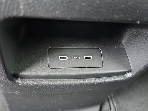 Used 2024 Honda CR-V EX-L image 11