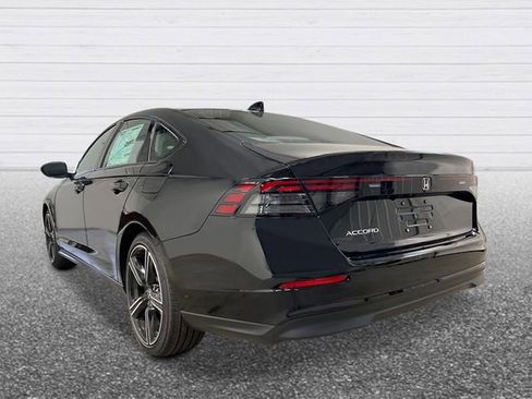 New 2026 Honda Accord SE image 3