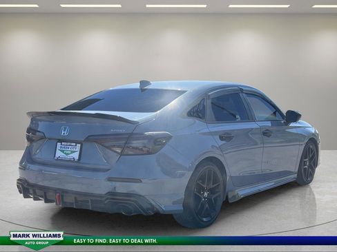 Used 2022 Honda Civic Sport image 3