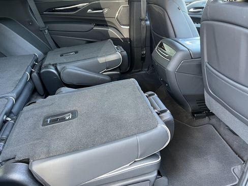 Used 2023 Cadillac Escalade Sport w/ LPO, ONYX Package AWD/4WD image 25