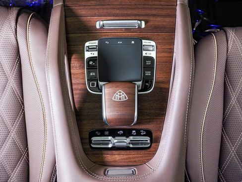 Used 2026 Mercedes-Benz Maybach GLS 600 4MATIC image 41