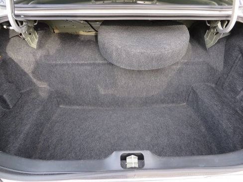 Used 2006 Mercury Grand Marquis LS image 13