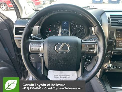 Used 2015 Lexus GX 460 image 22
