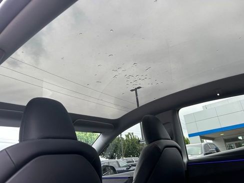 Used 2026 Tesla Model Y Long Range AWD/4WD image 16