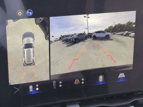 New 2026 Chevrolet Equinox ACTIV w/ Safety and Technology Package image 20