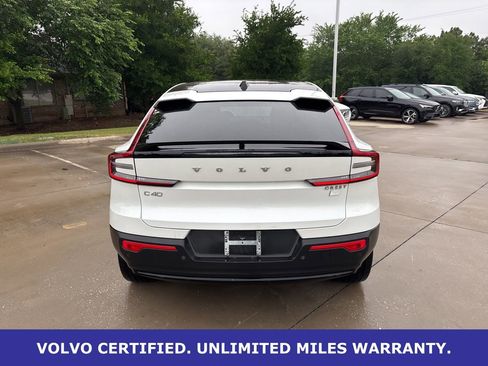 Used 2023 Volvo C40 P8 Recharge Plus image 6