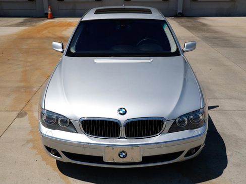 Used 2008 BMW 750Li RWD image 21
