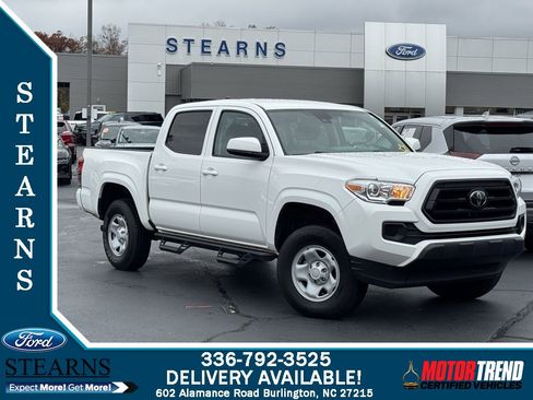 Used 2023 Toyota Tacoma SR image 1