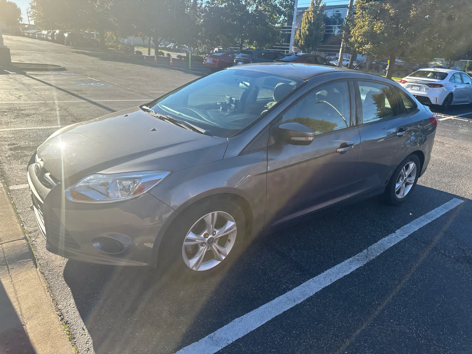 Used 2014 Ford Focus SE FWD image 16