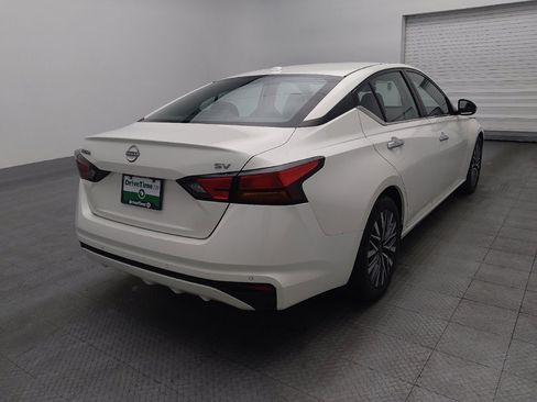 Used 2023 Nissan Altima 2.5 SV image 9