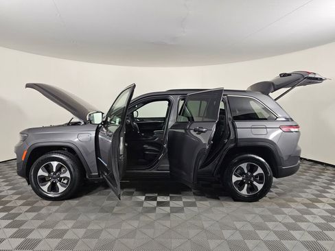 Used 2024 Jeep Grand Cherokee Limited 4xe AWD/4WD image 16