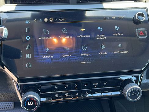 New 2027 Chevrolet Bolt LT w/ Comfort Package FWD image 21