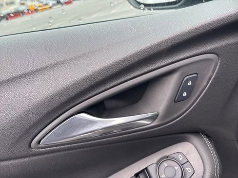 Used 2022 Buick Encore GX Preferred w/ Cold Weather Comfort Package image 38