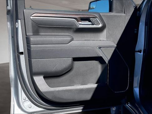 Used 2025 GMC Sierra 1500 SLT image 21