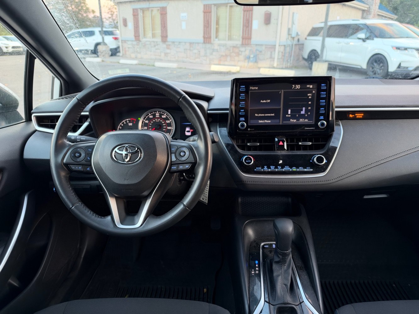 Used 2022 Toyota Corolla SE FWD image 12