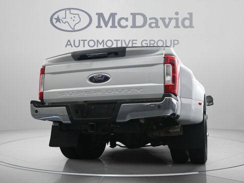 Used 2019 Ford F350 XLT w/ XLT Premium Package AWD/4WD image 30