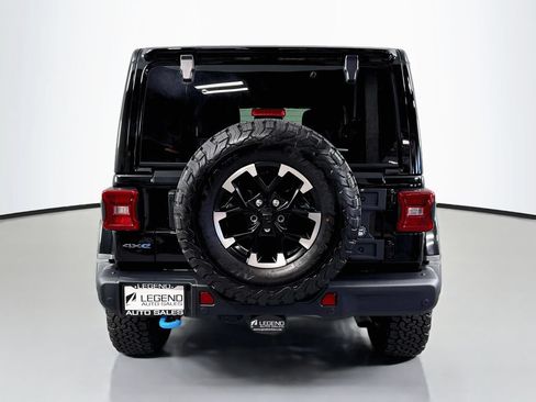 Used 2024 Jeep Wrangler Unlimited Rubicon 4xe AWD/4WD image 7