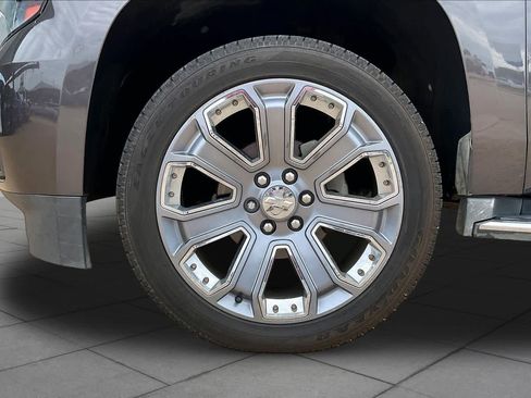 Used 2017 Chevrolet Tahoe Premier AWD/4WD image 11