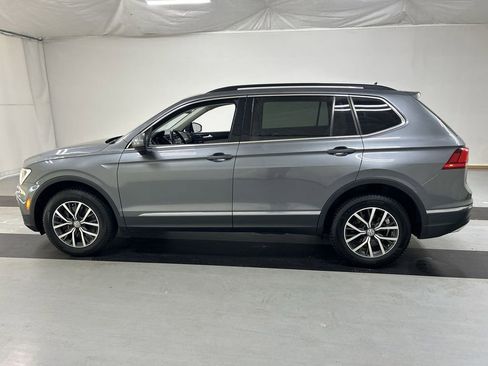 Used 2018 Volkswagen Tiguan SE w/ Panoramic Sunroof Package AWD/4WD image 6