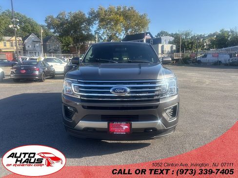 Used 2019 Ford Expedition Max XLT AWD/4WD image 2