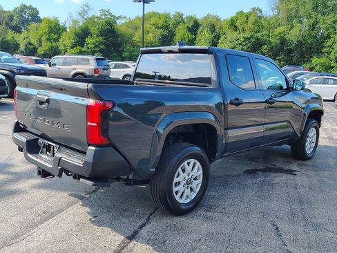 Certified 2024 Toyota Tacoma SR w/ SR Upgrade Package AWD/4WD image 8