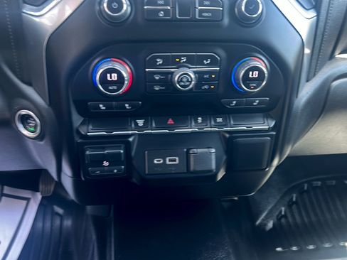 Used 2023 Chevrolet Silverado 3500 LT w/ Convenience Package AWD/4WD image 15