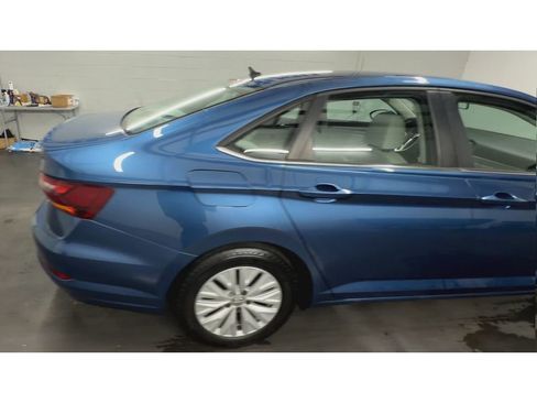 Used 2019 Volkswagen Jetta S w/ Driver Assistance Package FWD image 9