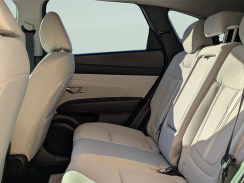 New 2026 Hyundai Tucson SEL FWD image 17